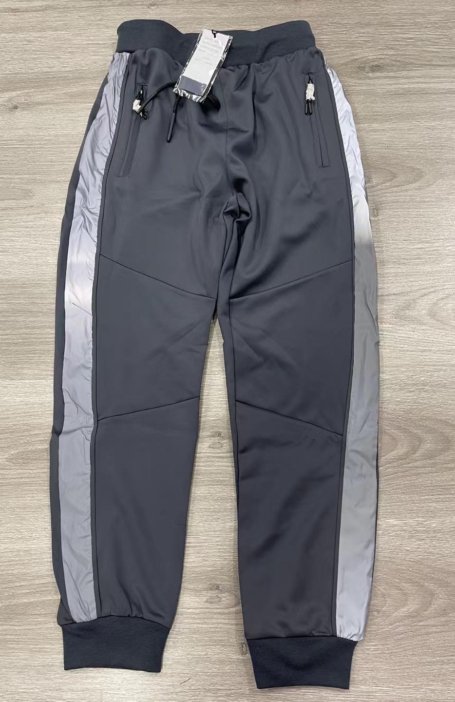 101523 Mens pants