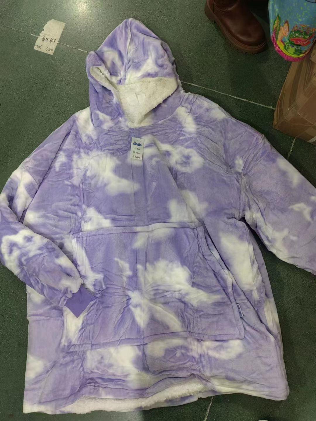 101530 Adult and Childrens Plush slacker robe