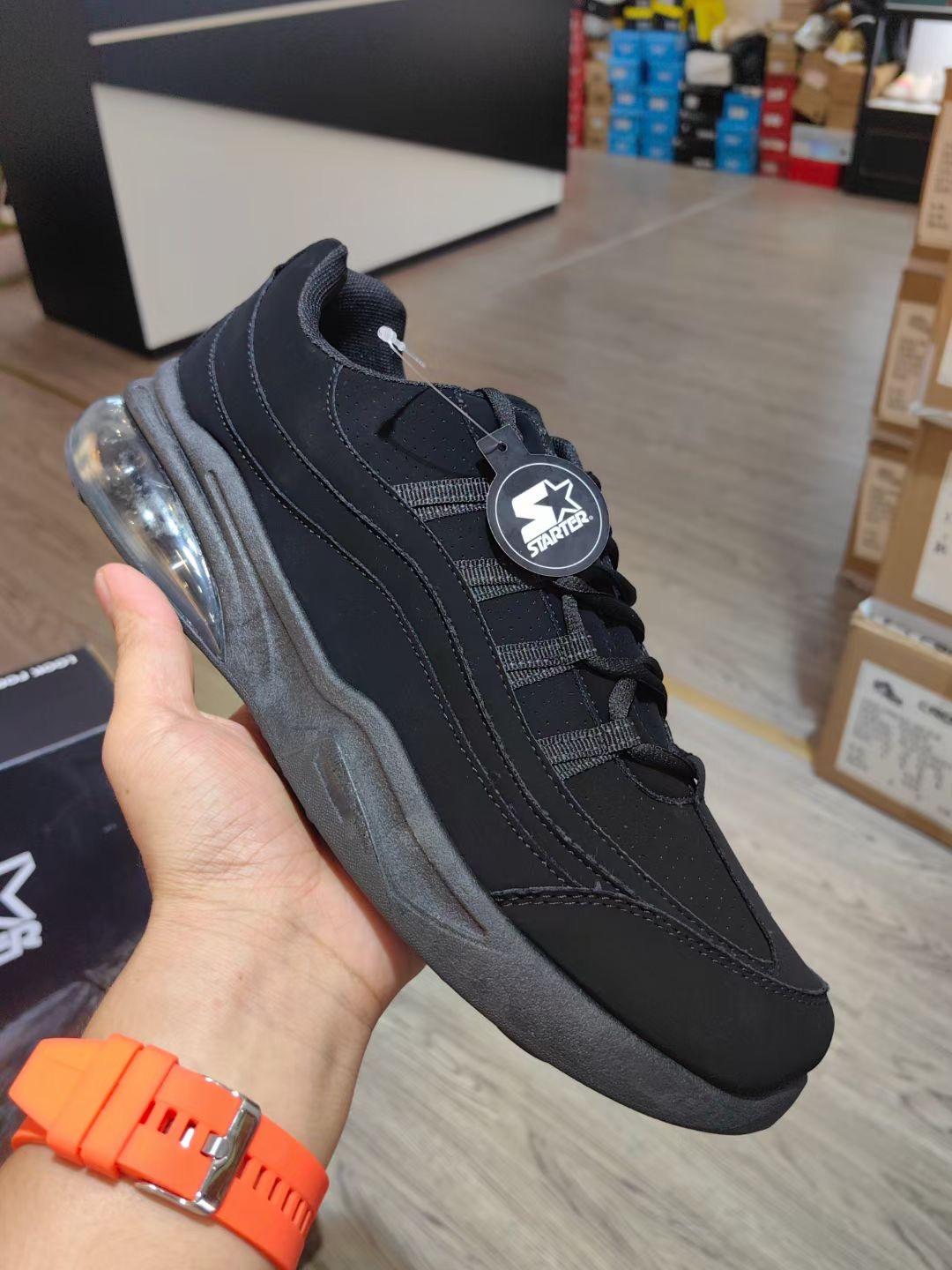 102040 Mens shoes