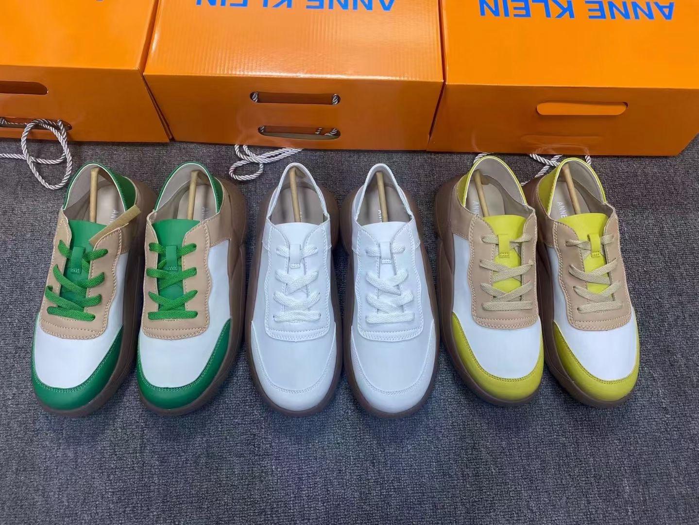 010114 Ladys shoes