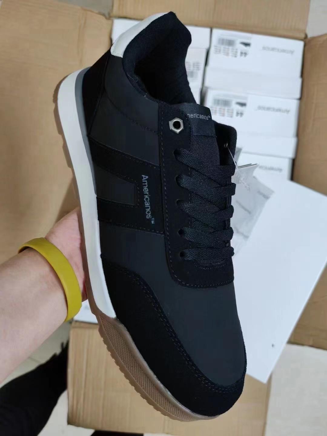 010905 Mens shoes