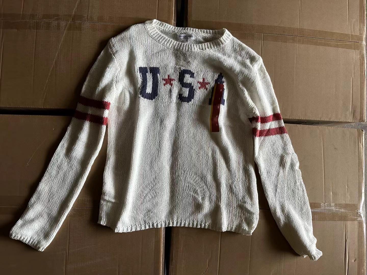 012522 Sweater