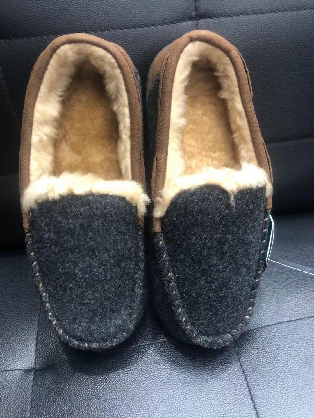 012111 Mens shoes