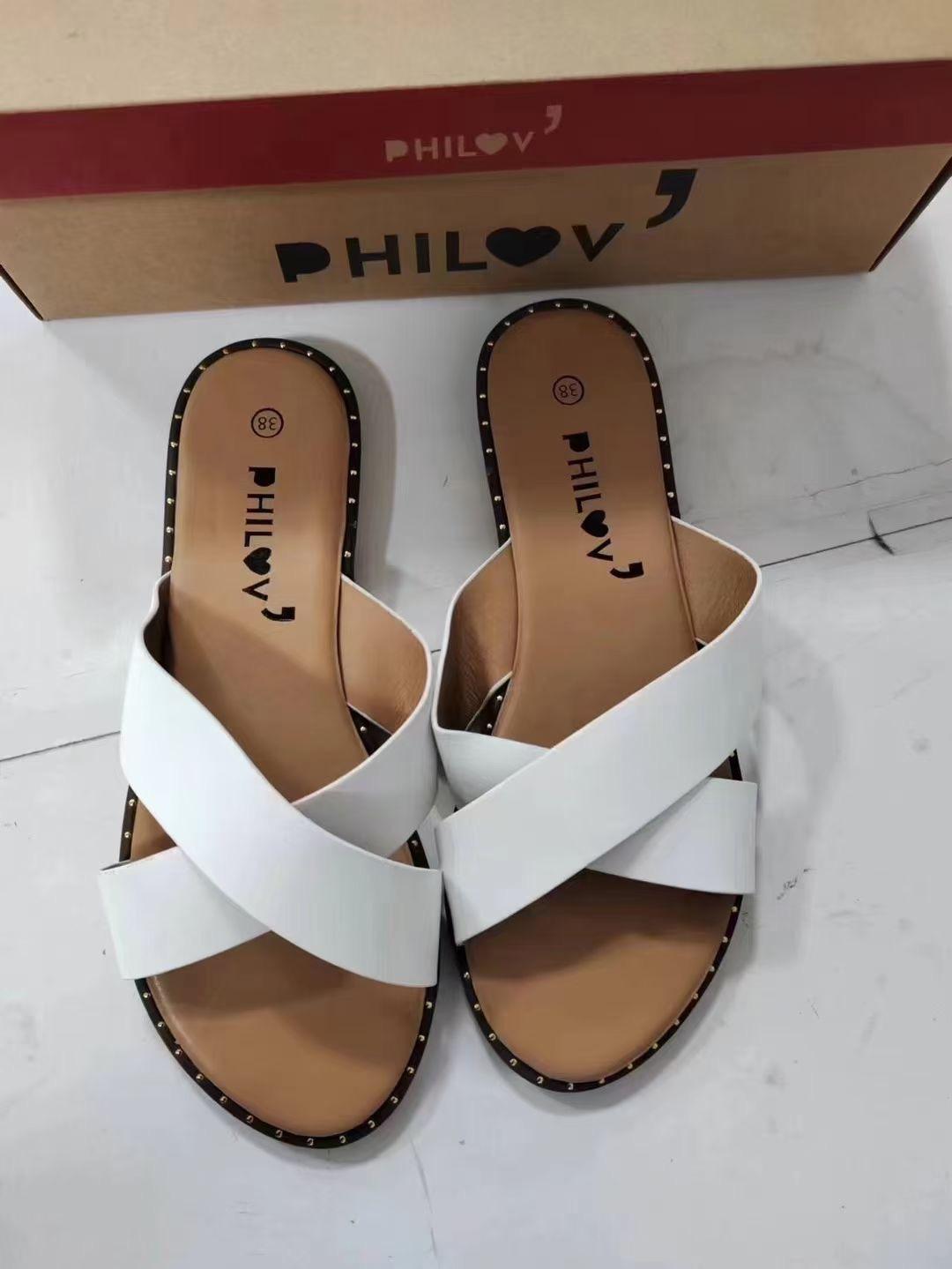012113 Ladys slippers