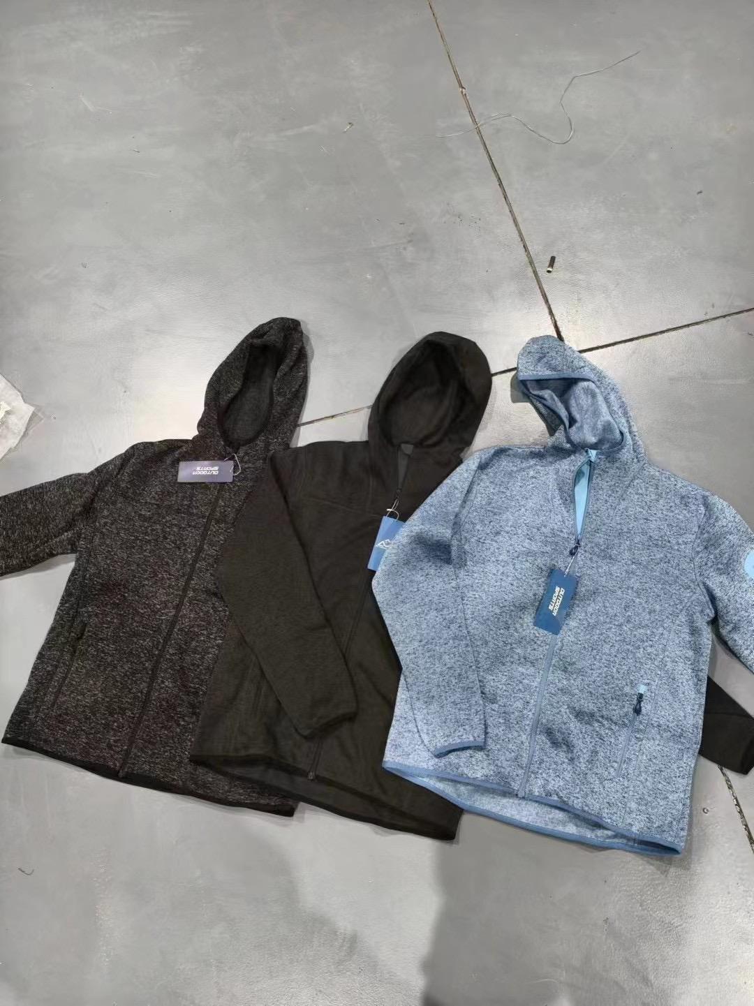 030101 Mens plush jacket