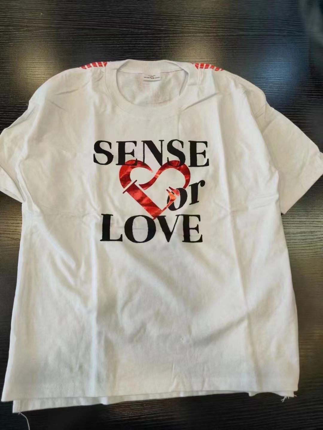 022805 Mens and Ladys mixed t-shirt