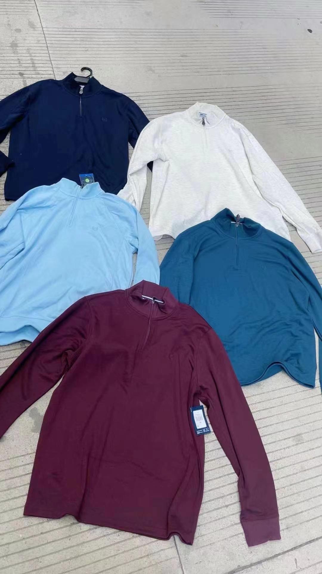 B091060 Mens top