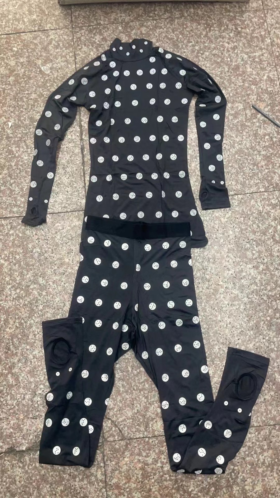 012714 Yoga suit