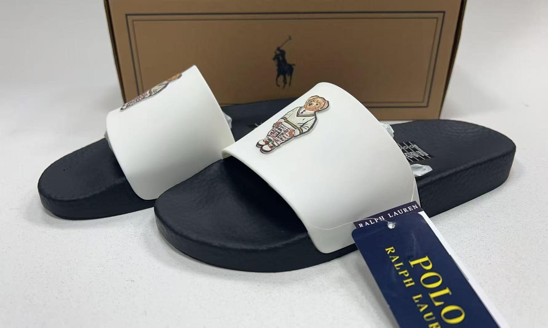 092202 Mens and Ladys slippers