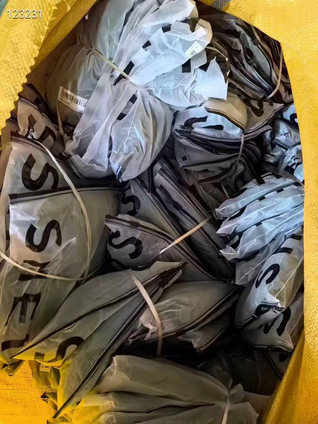 101508 Ladys mixed cloth