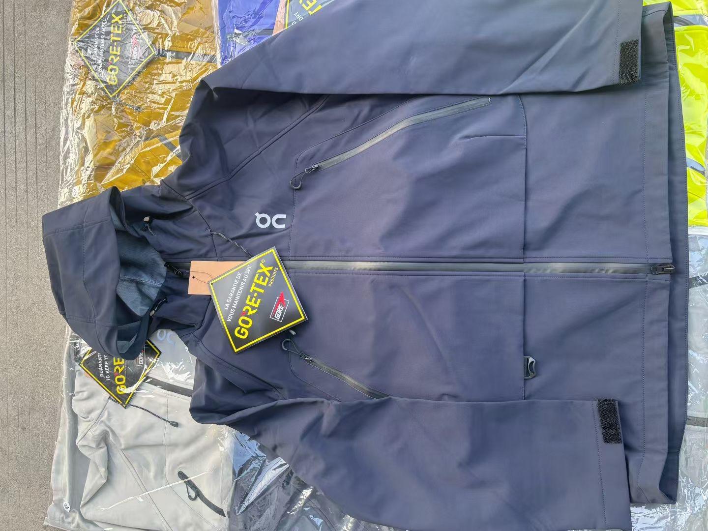 102809 Mens and Ladys outdoor jacket