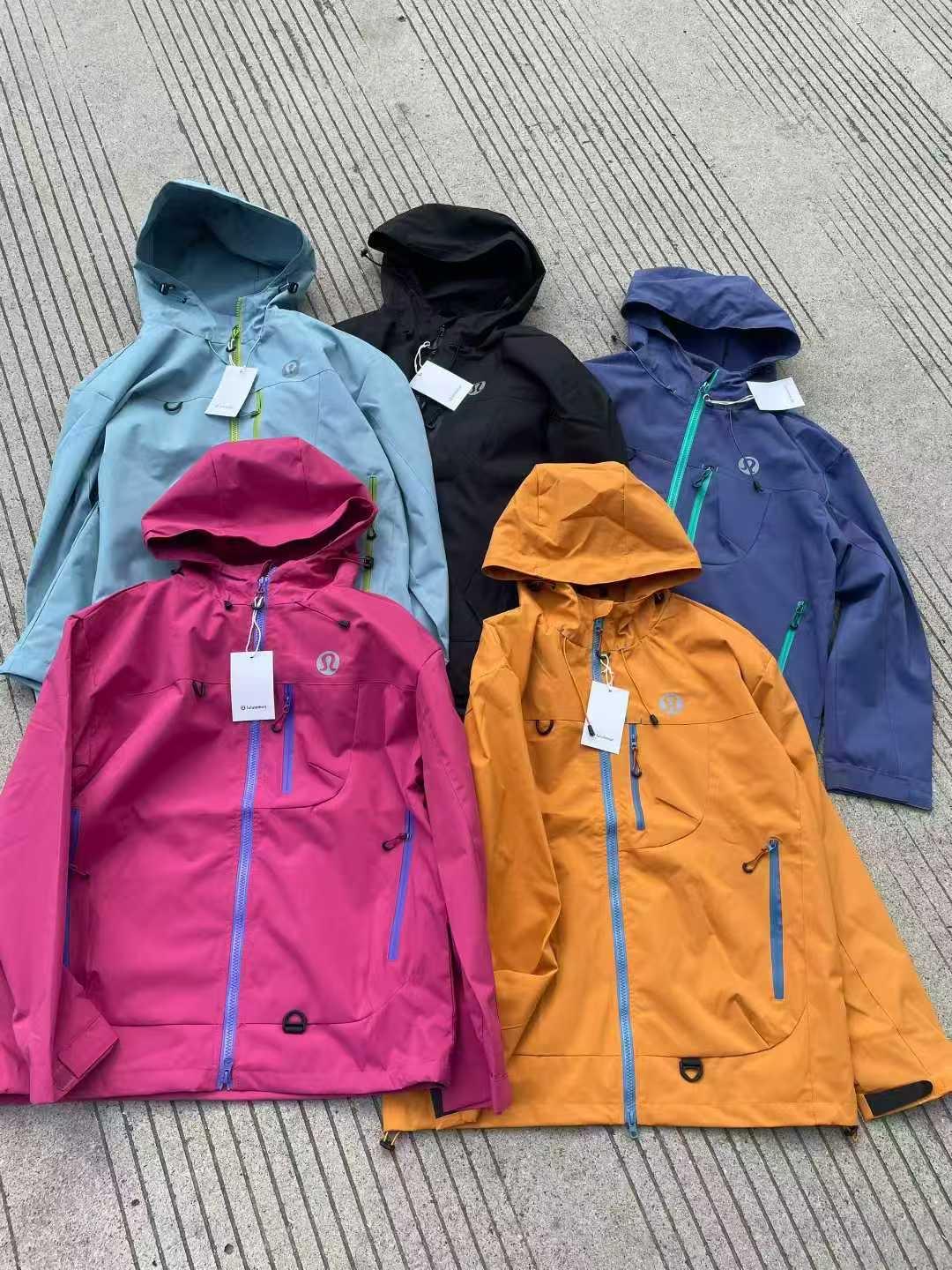 102507 Mens and Ladys outdoor jacket