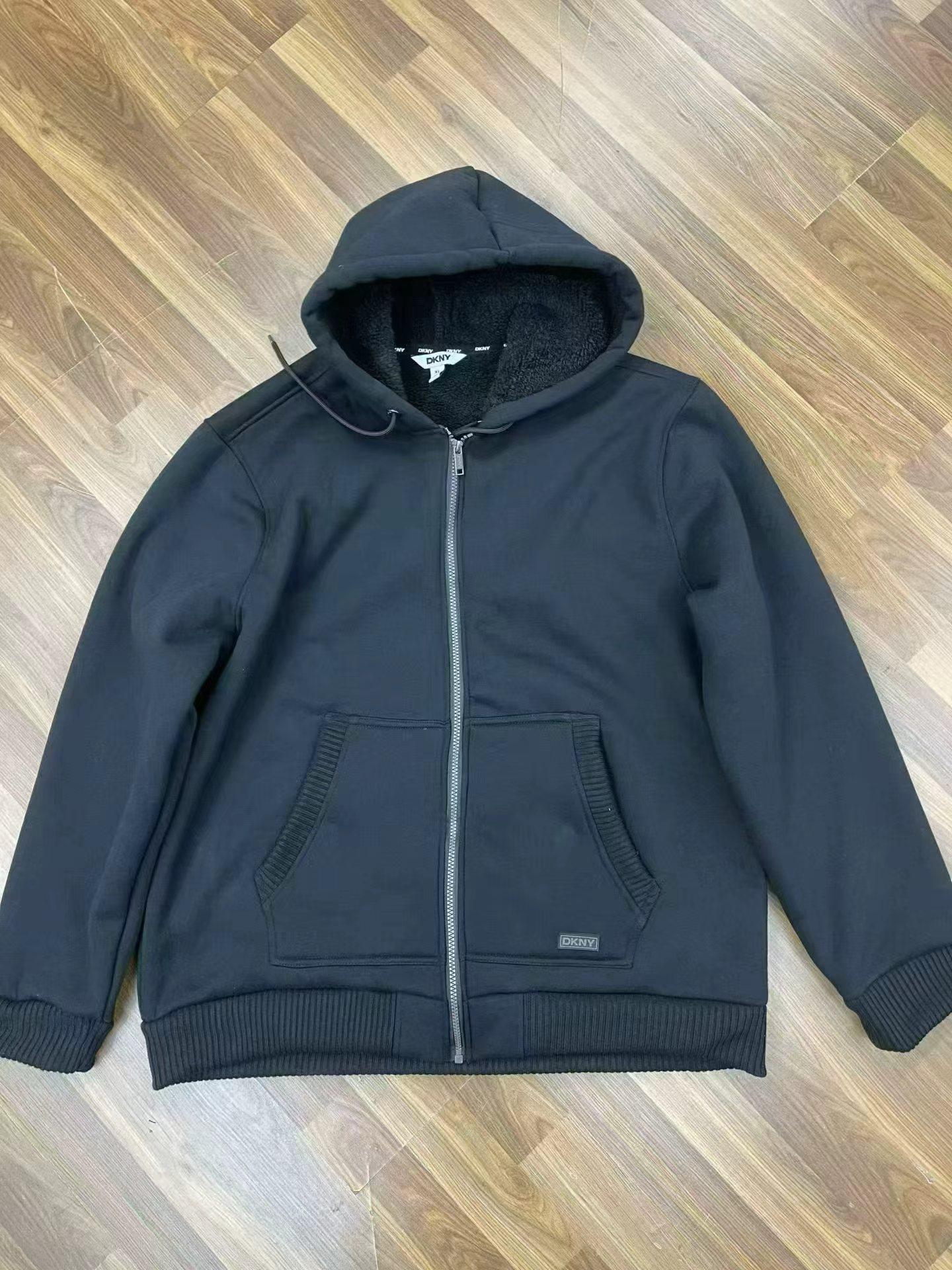 w082004#Fleece-lined sweatshirt