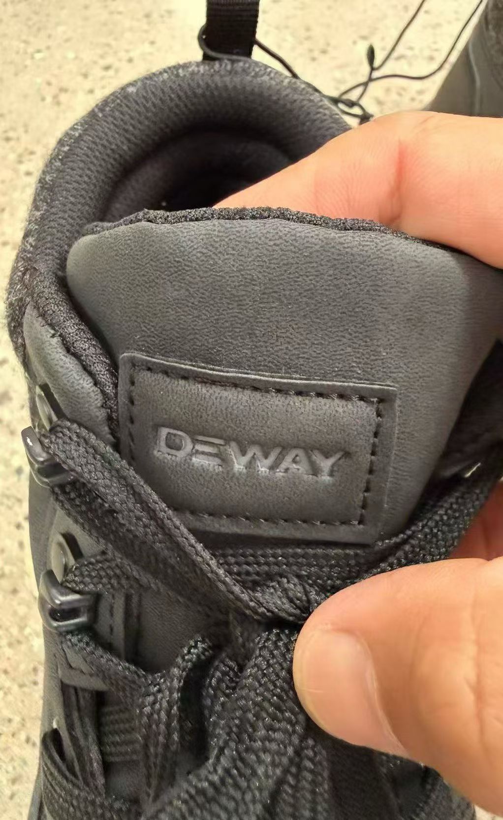 1787734196989375.jpg